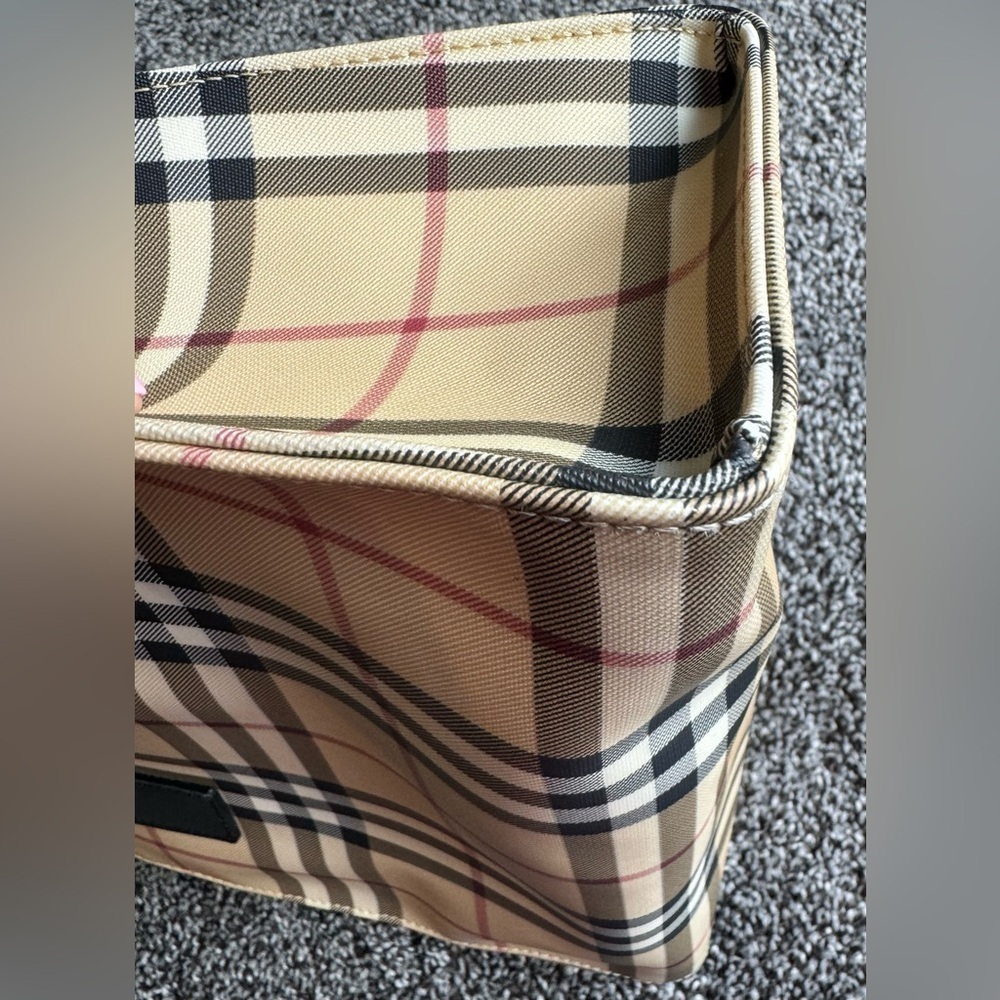 Burberry vintage small tote - Picture 14 of 14